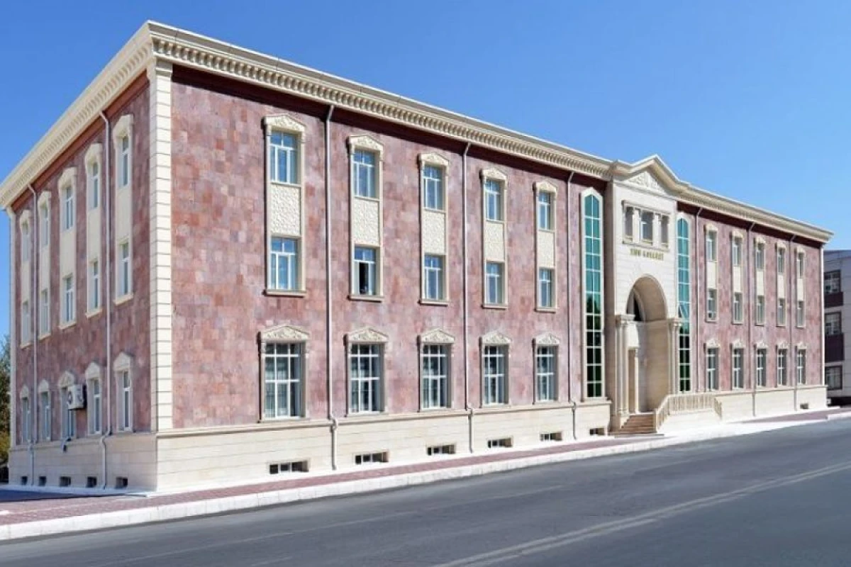 Naxçıvan Tibb Kollecinin direktoru vəzifəsindən [[azad olundu]]