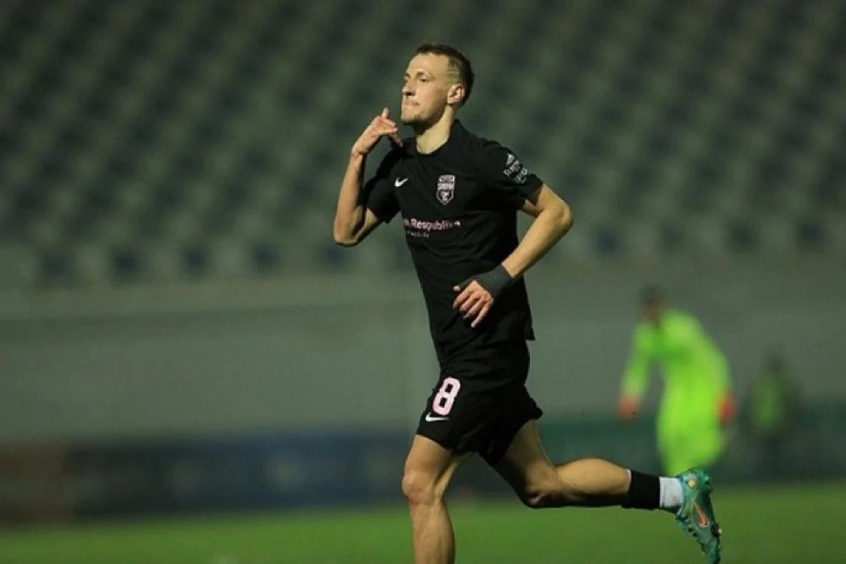 Klub rəsmisi: [[Kaşuka təklif yoxdur]]