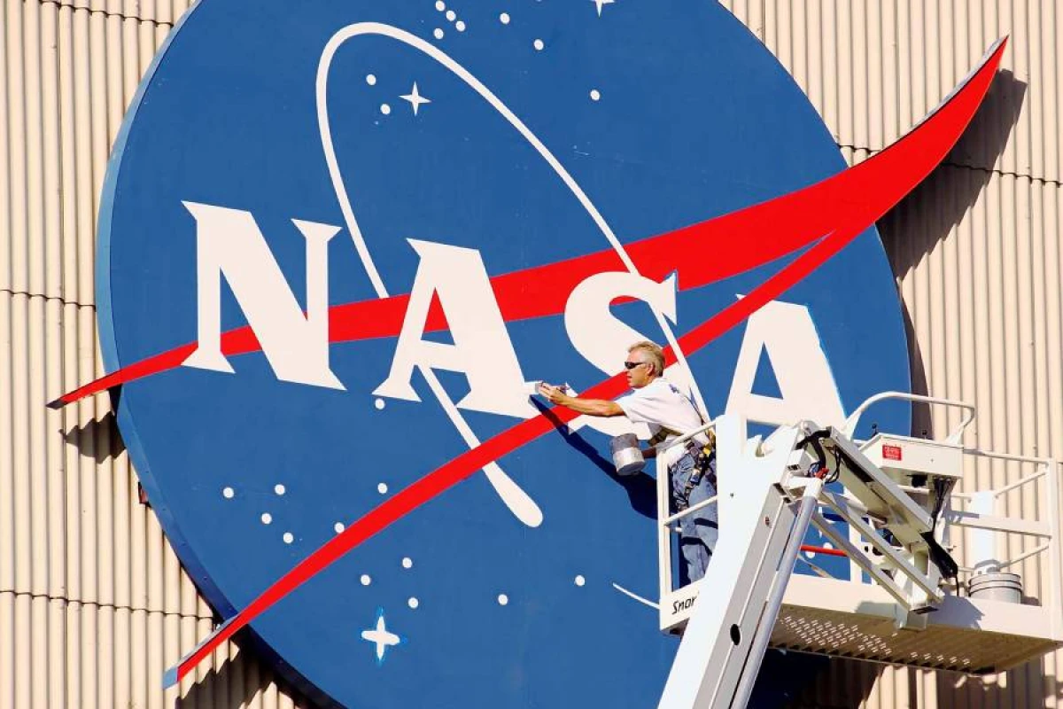 NASA "Artemis 3"ün [[Aya enişini ləğv etdi]]