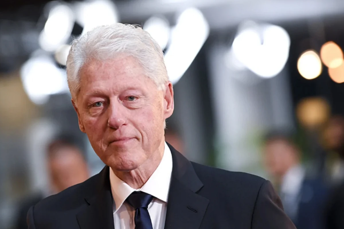 [[Bill Klinton Epşteyn]] işi ilə əlaqəsini təkzib etdi