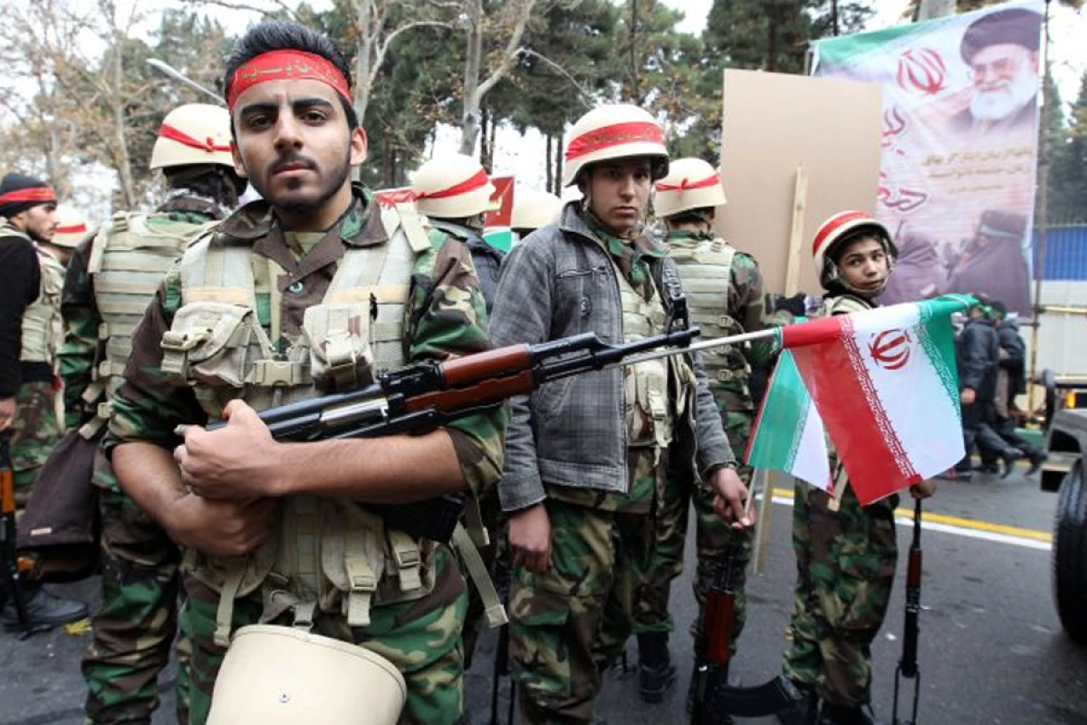 Tehranda “Bəsic” qüvvələri küçələrdə [[patrul xidmətinə çıxarıldı]]