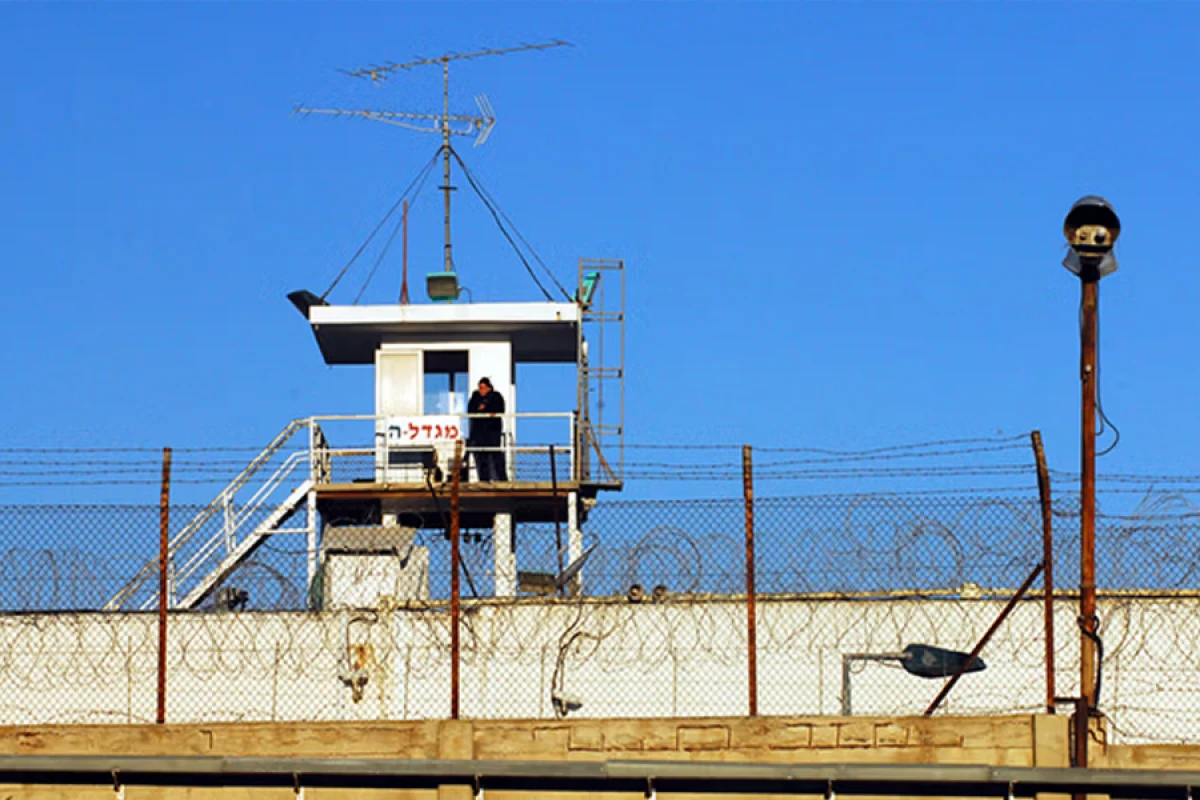 İsraildə yenidən [[hava həyəcanı siqnalları səsləndi]]