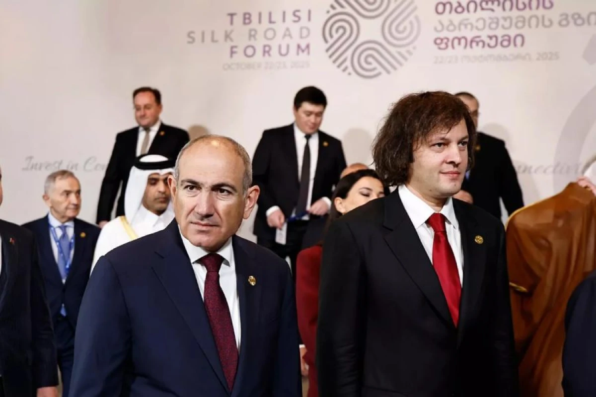 Paşinyan Gürcüstana [[səfər edəcək]]