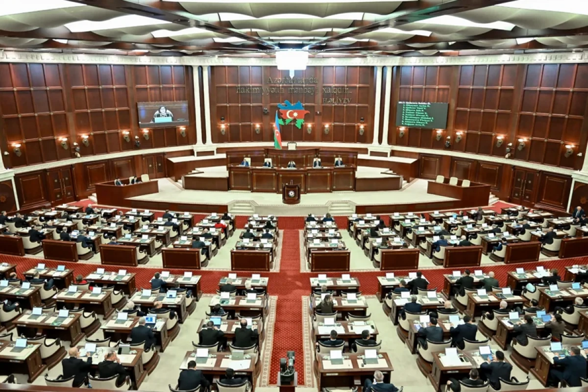 Parlamentdə [[Ombudsmanın illik məruzəsi]] müzakirə edilir