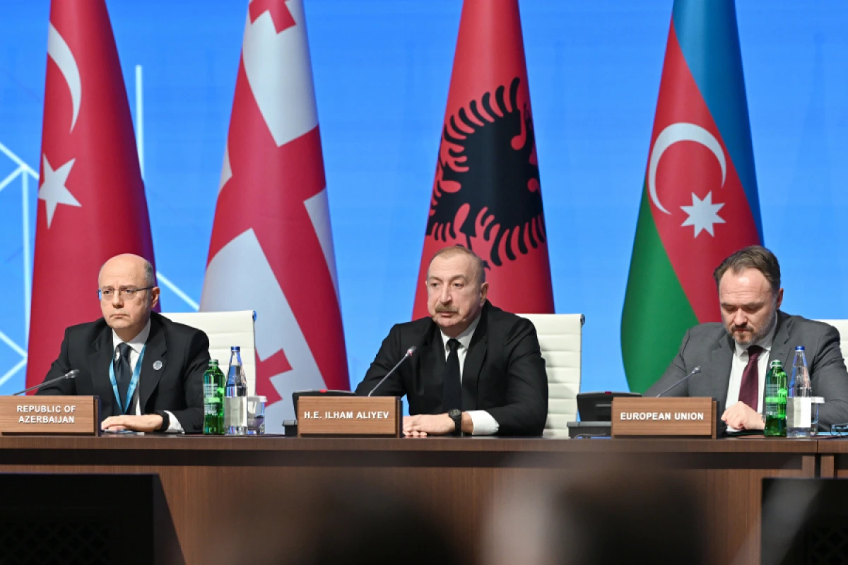 [[Prezident:]] 2028-ci ildə “Şahdəniz”in yeni mərhələsi üzrə hasilatın başlanmasını gözləyirik