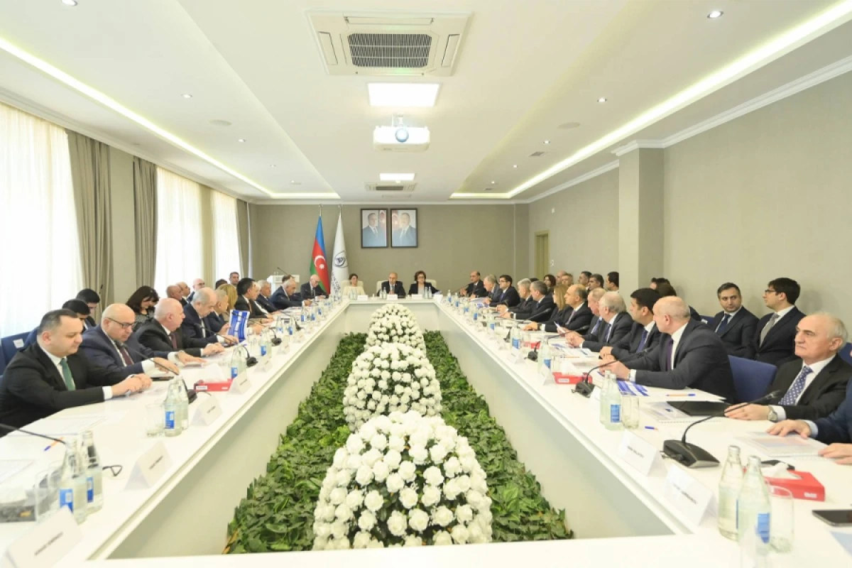 Ali təhsil müəssisələrinin [[rəhbərləri ilə görüş]] keçirildi