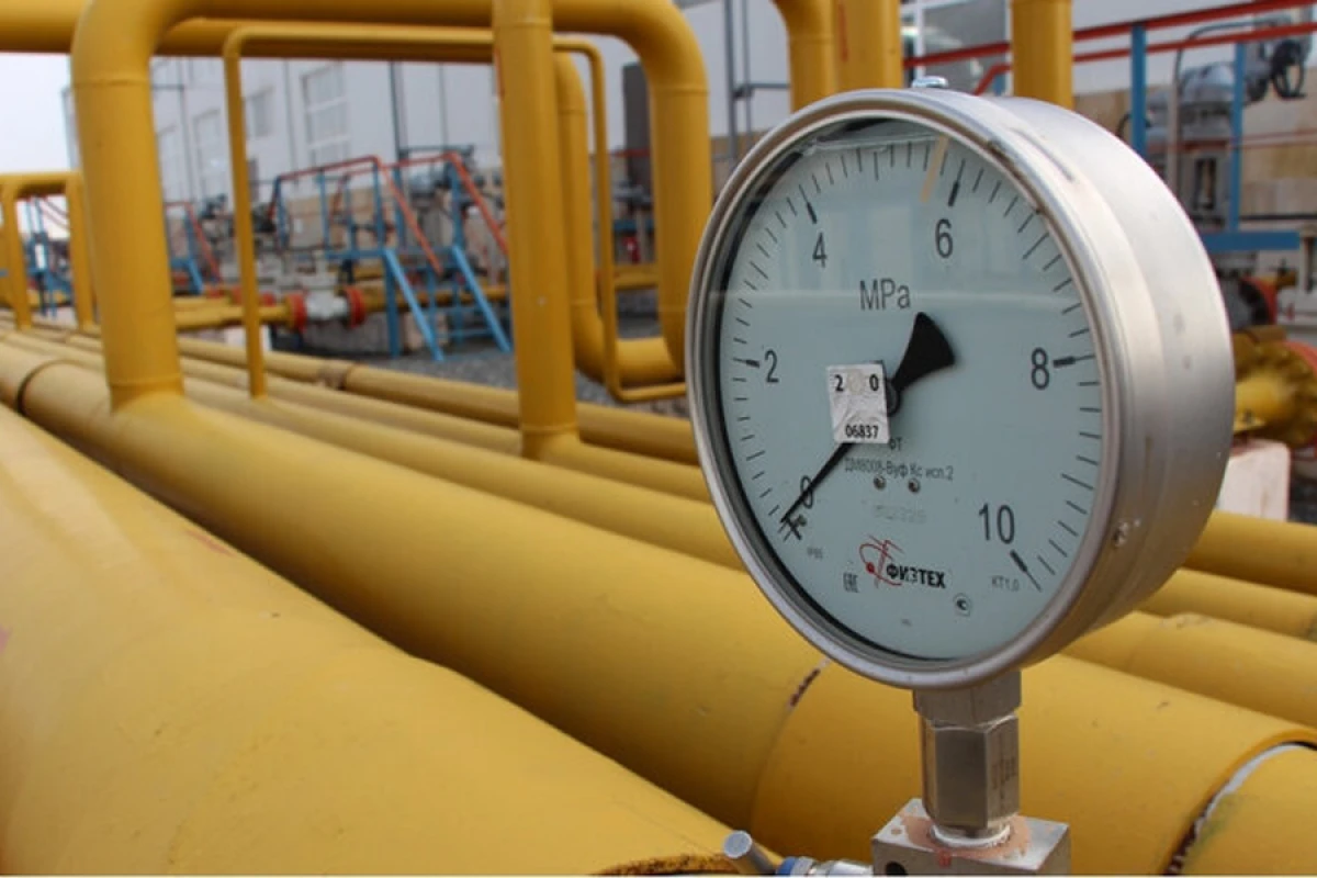 Təbii qazın [[dəyəri azaldı]]