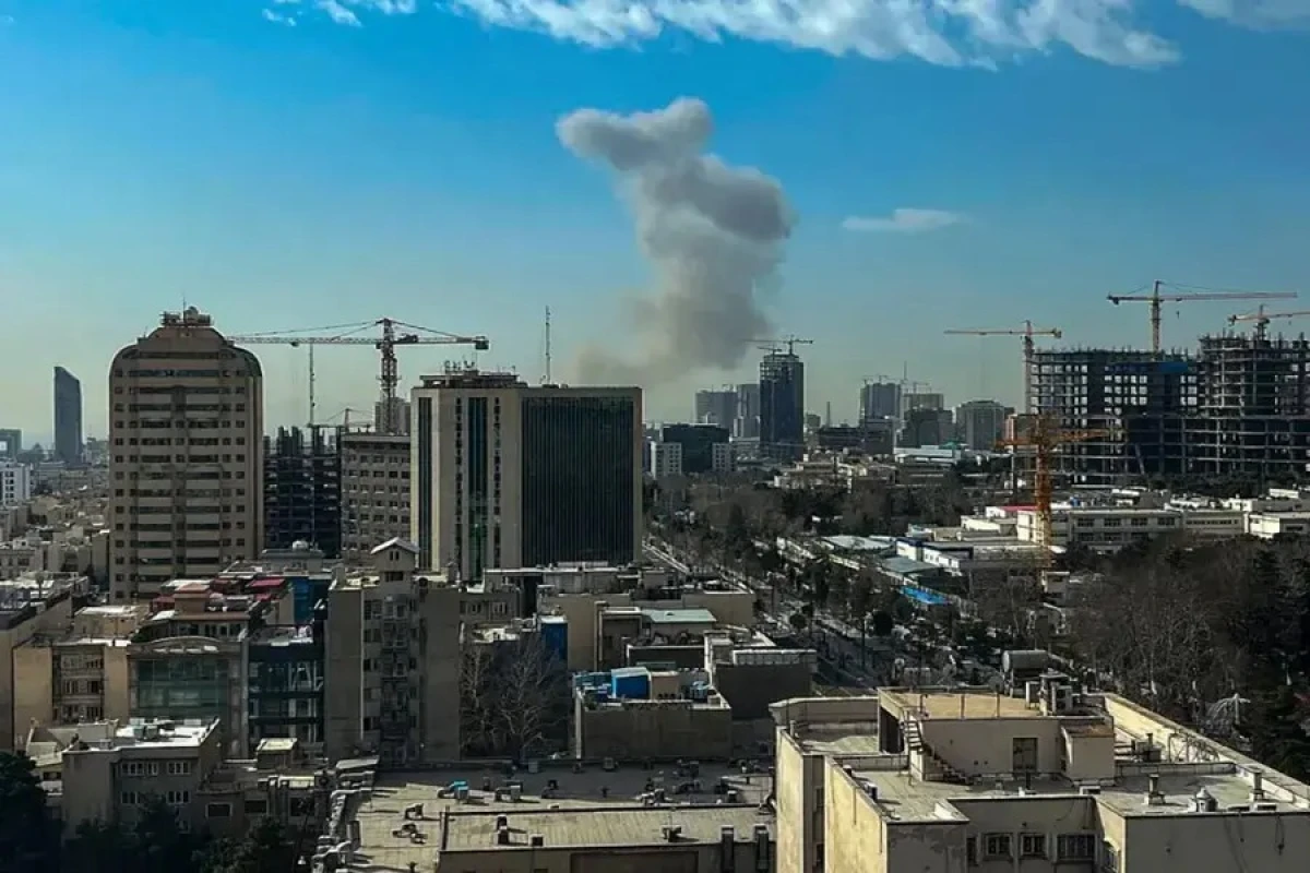 İsrail Hərbi Hava Qüvvələri Tehranda bir sıra hədəflərə [[ZƏRBƏLƏR]] endirdi