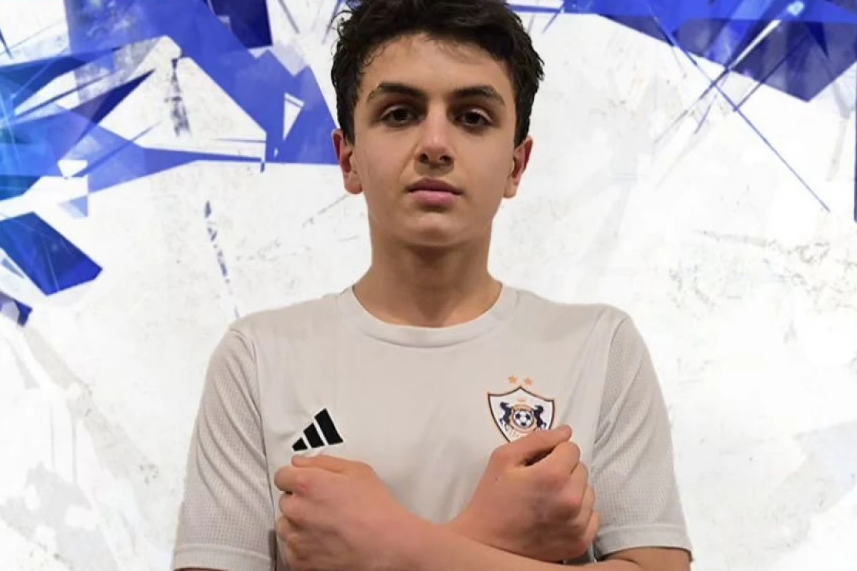 Azərbaycanlı gənc futbolçu [[Liqa 1 klubunun diqqətində!]]
