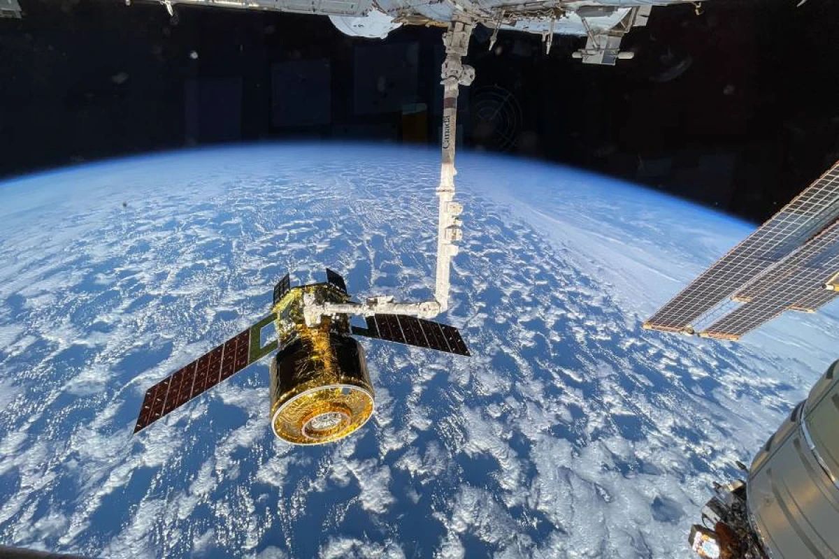 Yaponiyanın kosmik gəmisi [[uçuşa buraxıldı]]