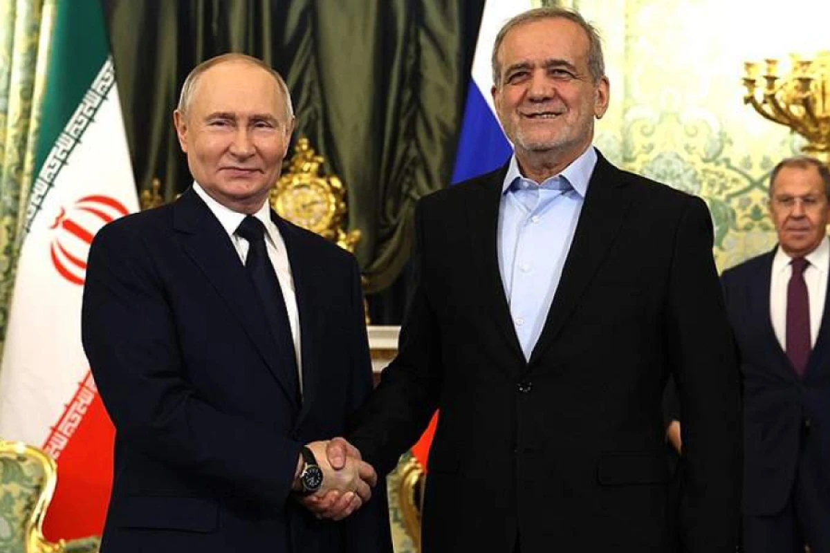 [[Putin Pezeşkianla]] danışdı