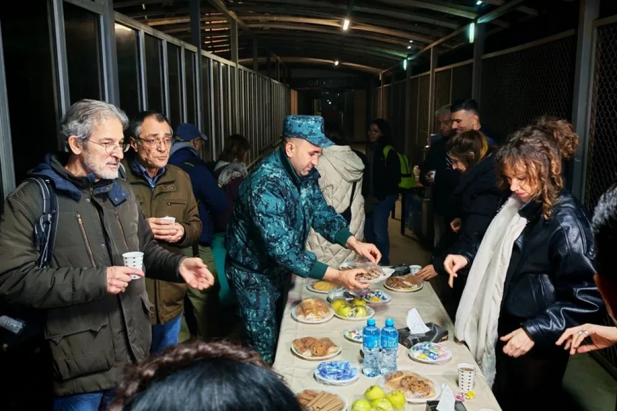 İrandan Azərbaycan sərhədi ilə [[indiyədək 1761 nəfər]] təxliyə edilib