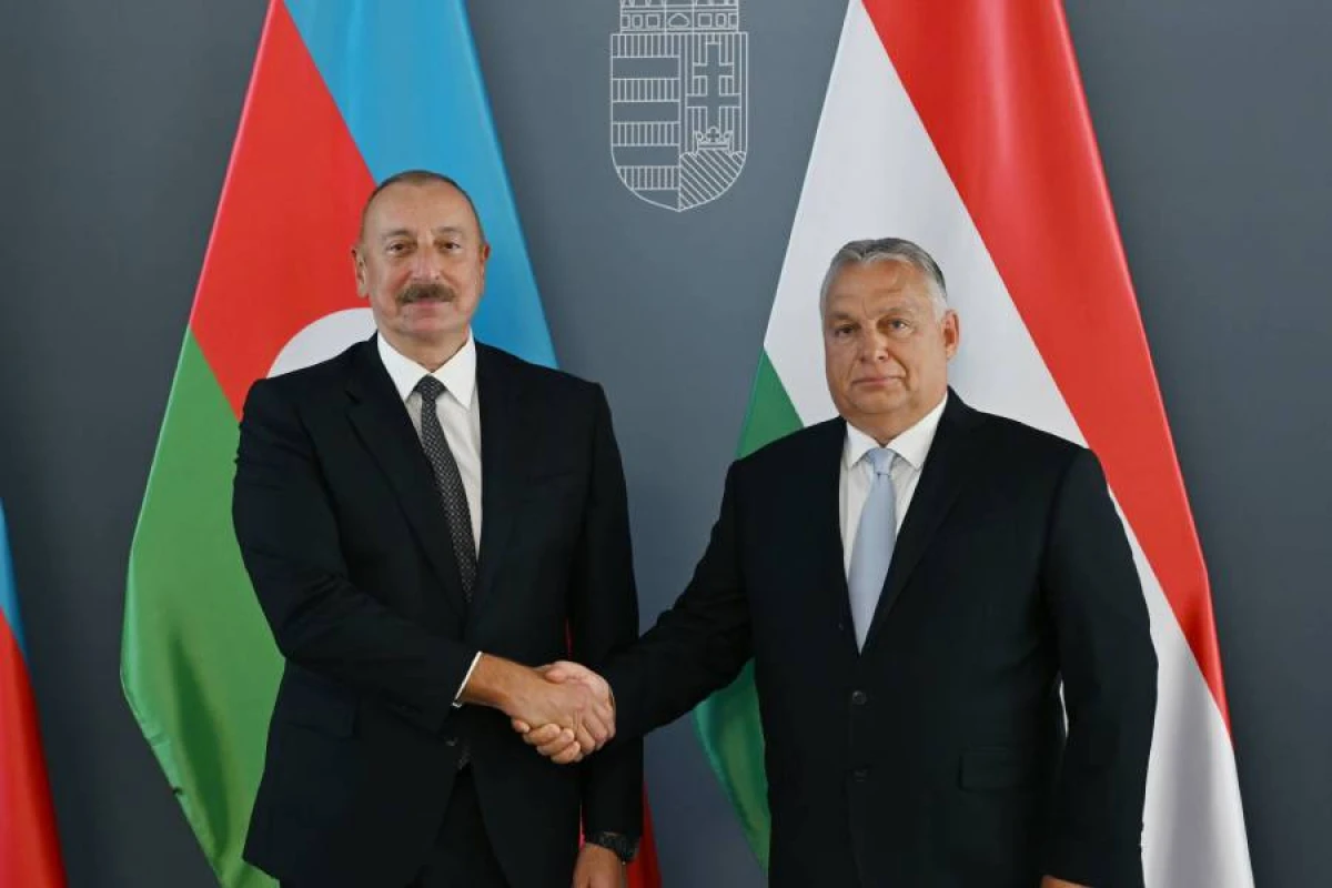 Viktor Orban Prezident [[İlham Əliyevə zəng etdi]]