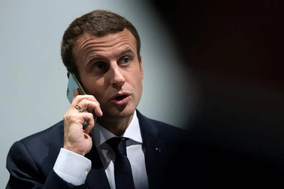 Makron [[Tramp və Pezeşkianla]] telefon danışığı apardı