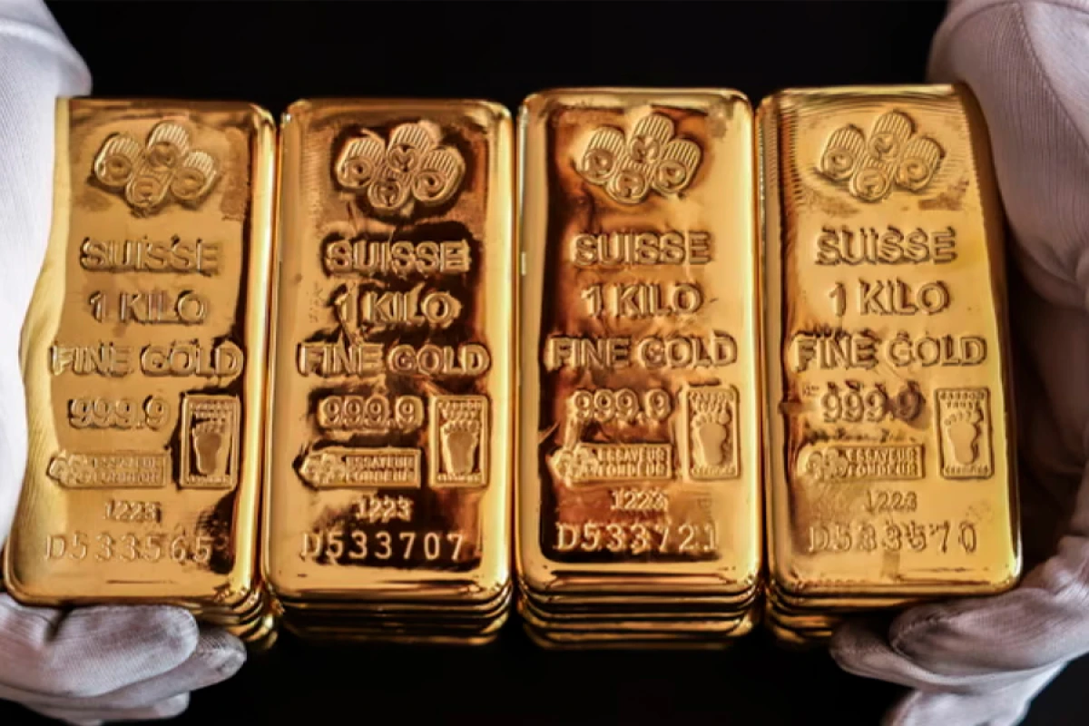 Dünya bazarlarında [[qızıl ucuzlaşdı]]