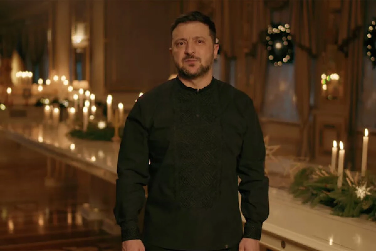 [[NYT:]] Zelenski dünyaya həm yardım təklif edir, həm də...