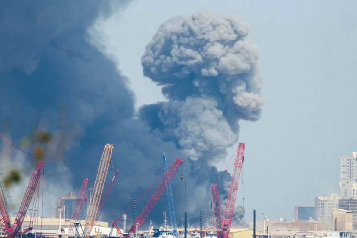 [[İsrailin Beyruta zərbəsi]] nəticəsində dörd İran diplomatı həlak oldu