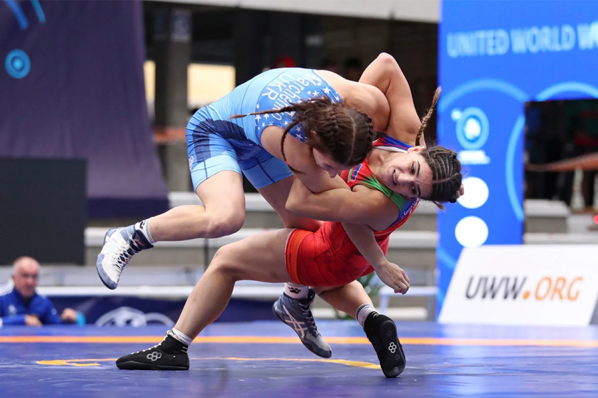 [[Zrenyanində qızıl hədəfi:]] üç final, iki bürünc şansı!