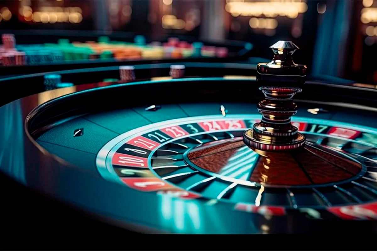 Naxçıvanda onlayn [[kazino təşkil edən qadın]] saxlanıldı