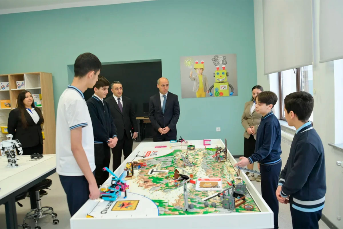 [[Emin Əmrullayev]] Şuşada tədris prosesini izlədi