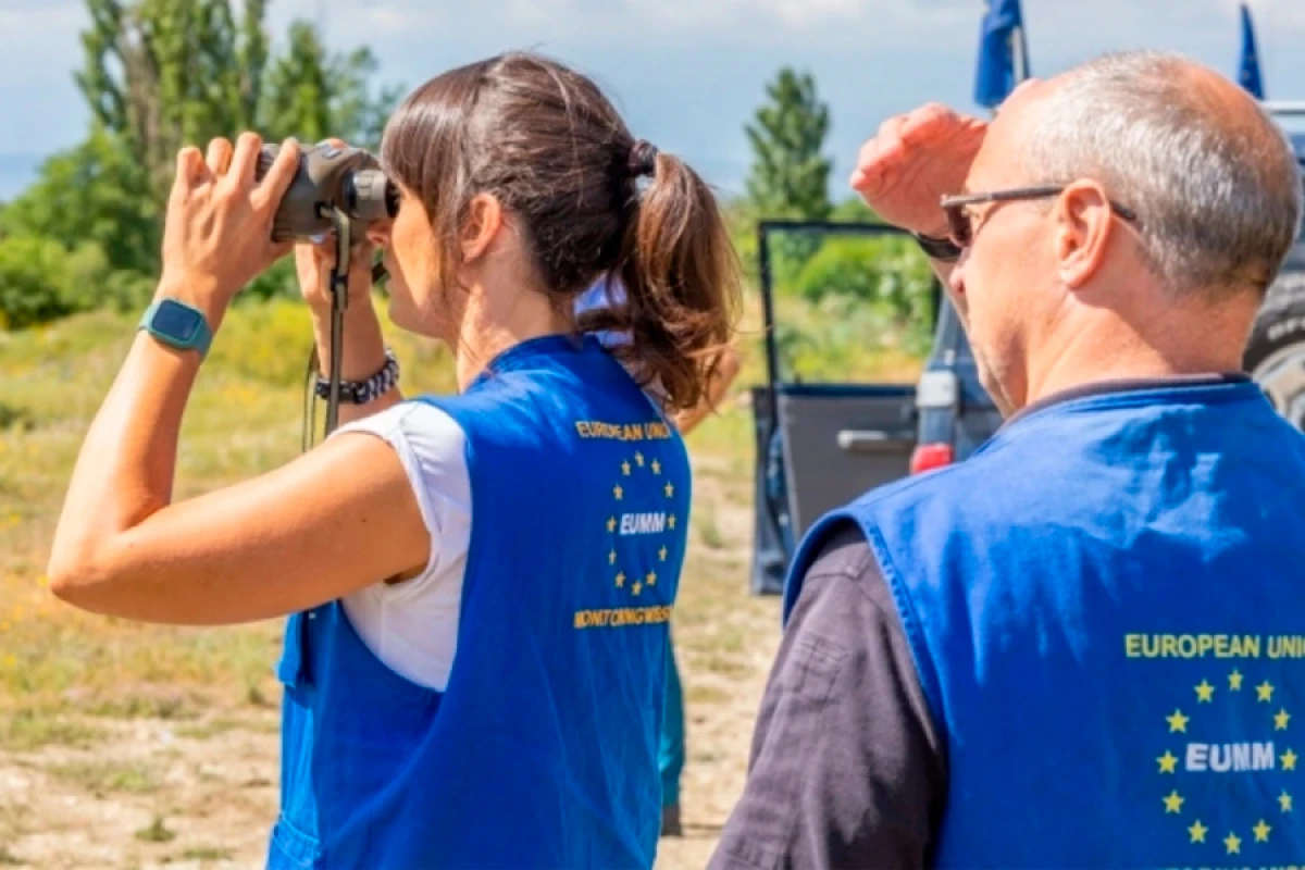 Yararsız fəaliyyət: [[Avropa missiyası sərhəddə nə axtarır?]]