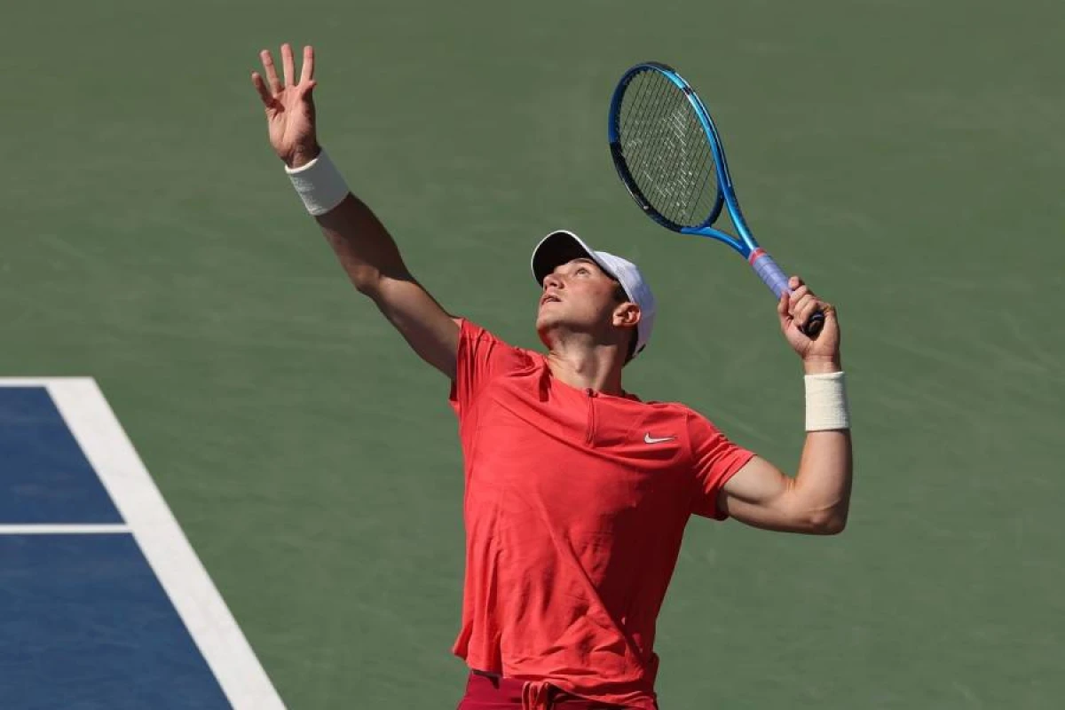 Uşaqlıq idolunu məğlub edən [[Dreyperdən  emosional açıqlama]]