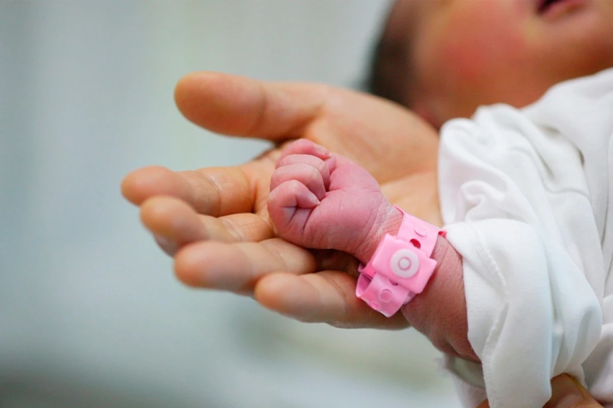 Azçəkili doğulan körpələrin sayı niyə artıb? [[– Pediatr AÇIQLADI]]