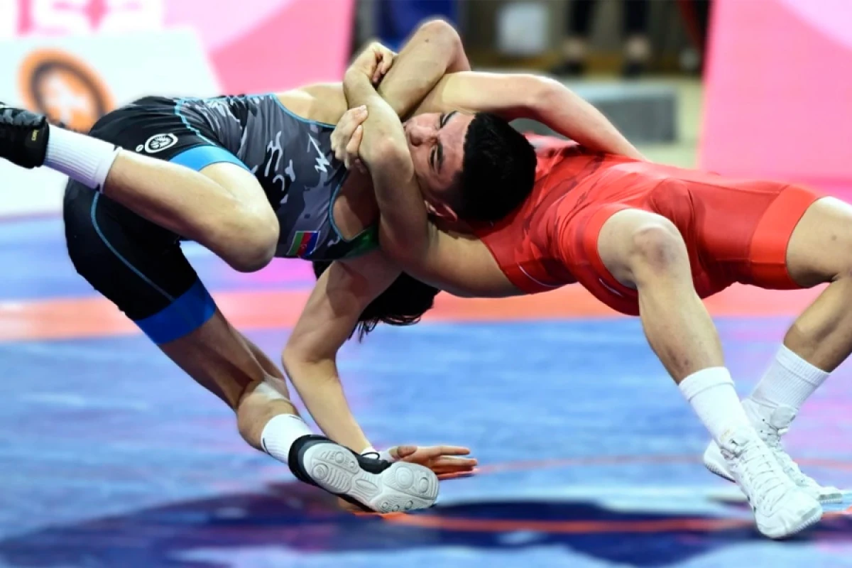 Azərbaycan güləşçiləri [[Avropa çempionatında]] yeni zəfər axtarır