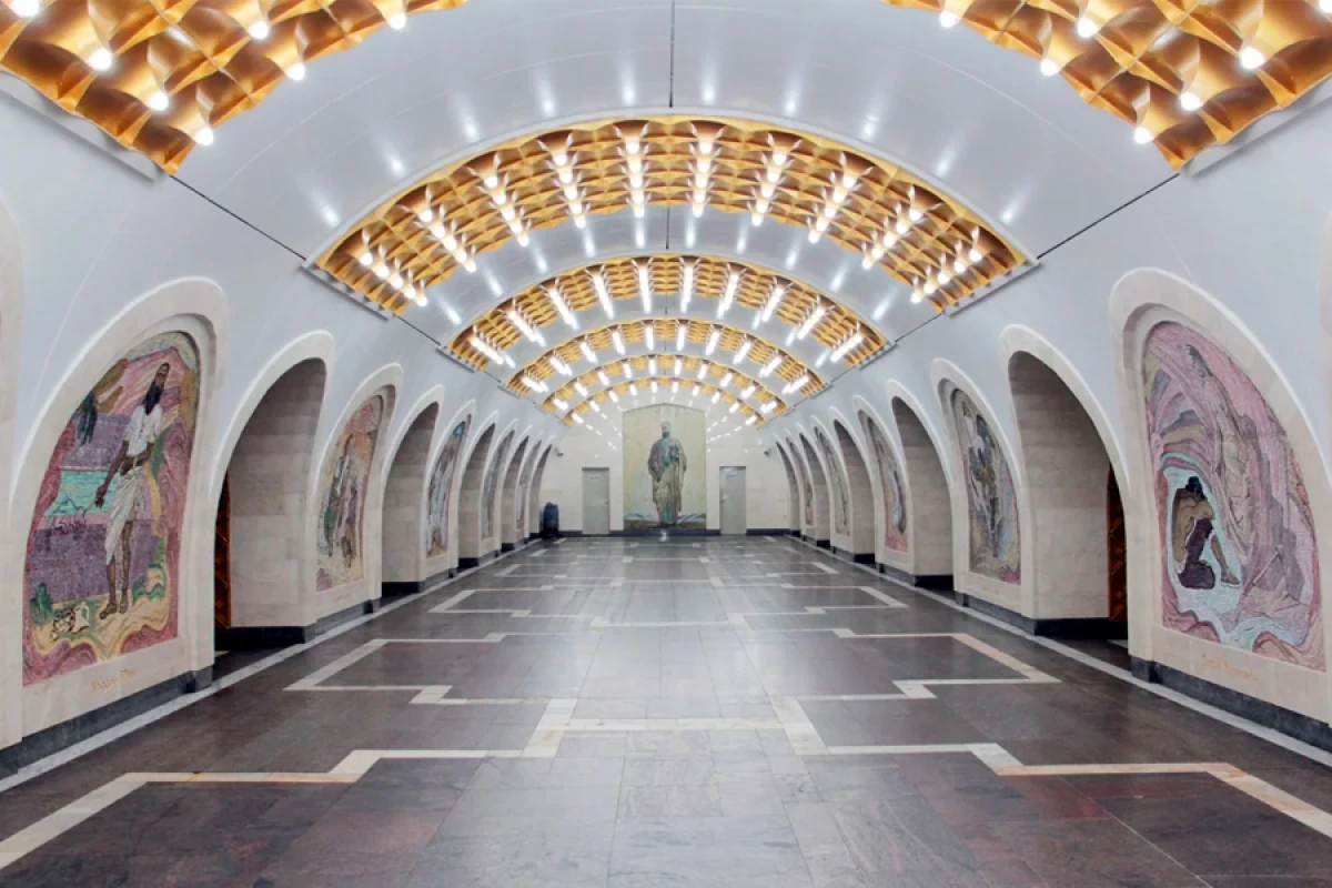 Bakı metrosunun [[gəlirləri 15 % artdı]]