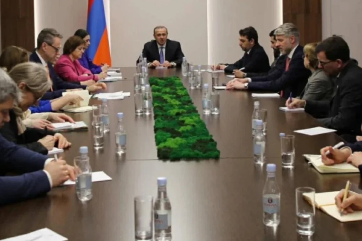 [[Armen Qriqoryan]] Bakı və İrəvan arasındakı sülhdən danışdı