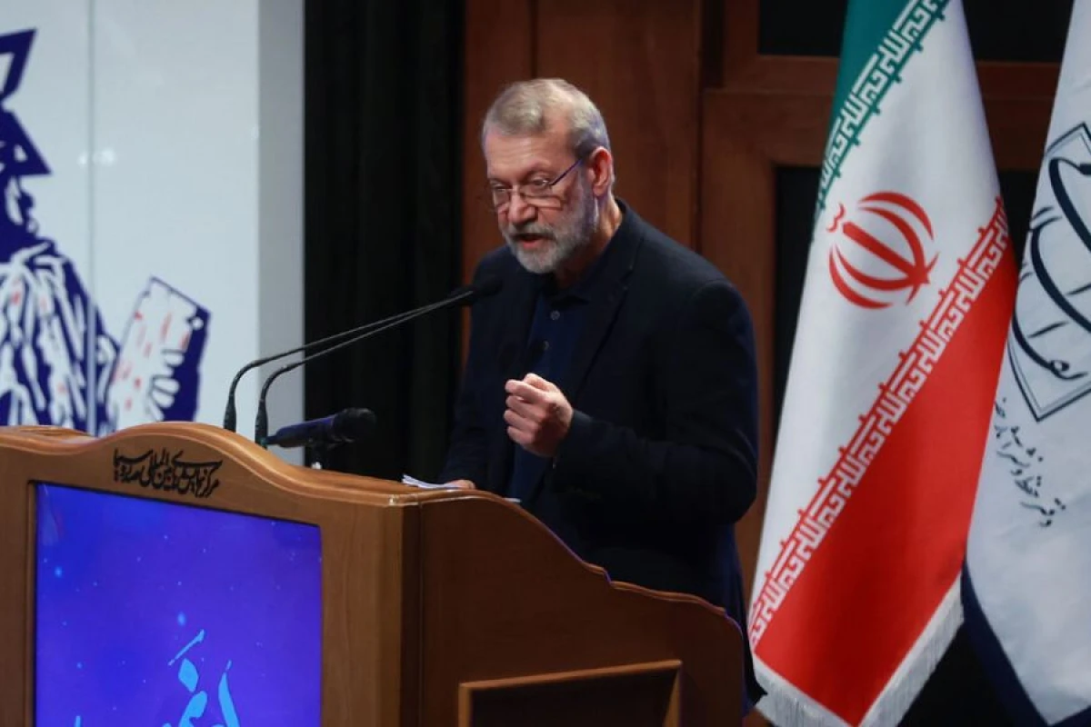 İran XİN Laricaninin ölümünü [[terror aktı adlandırdı]]