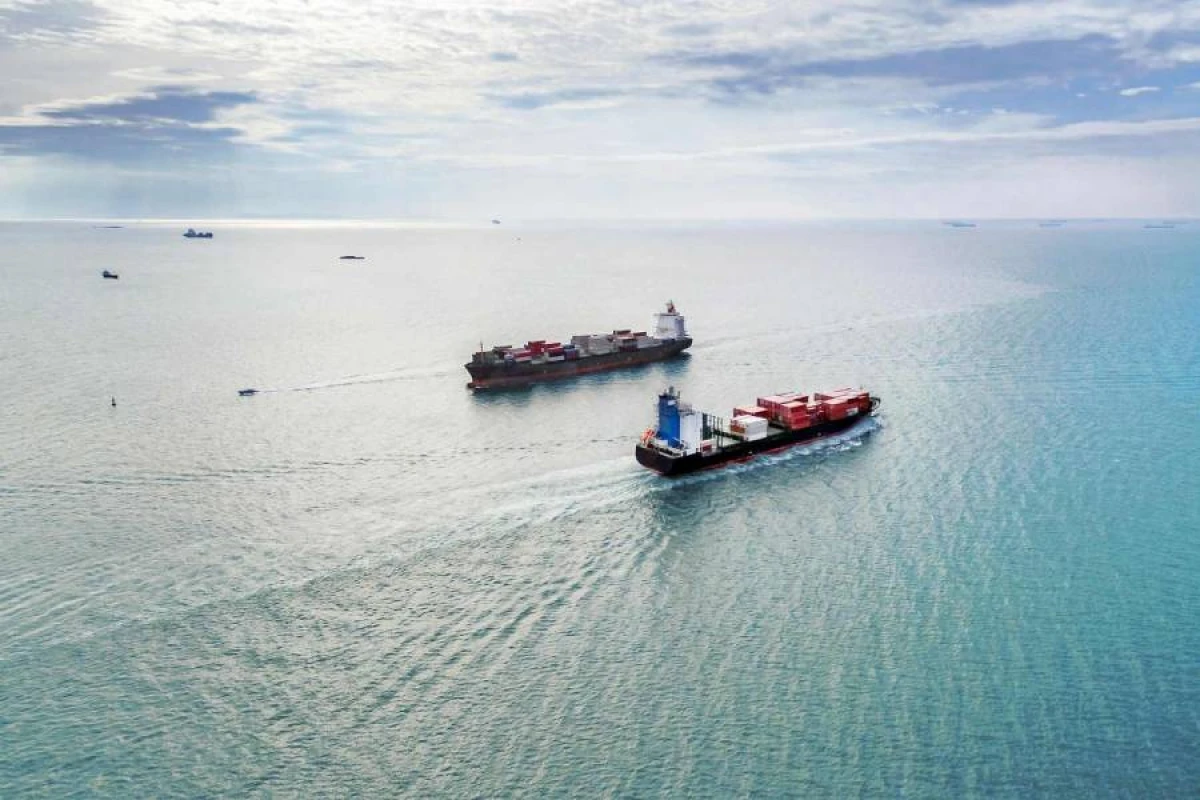 Hörmüzdə rekord azalma: [[Gəmilərin sayı məlum oldu]]