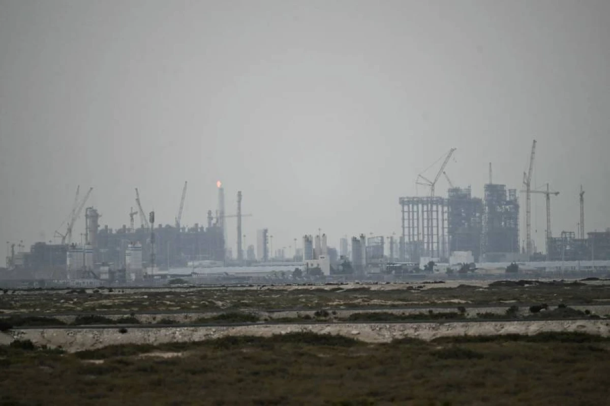 Qətərin sənaye zonasına raket hücumu nəticəsində [[yanğın baş verdi]]