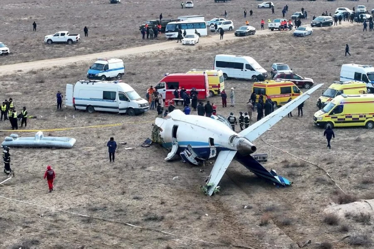 Qazaxıstan AZAL təyyarəsinin qəzalarının [[texniki səbəblərini araşdırır]]