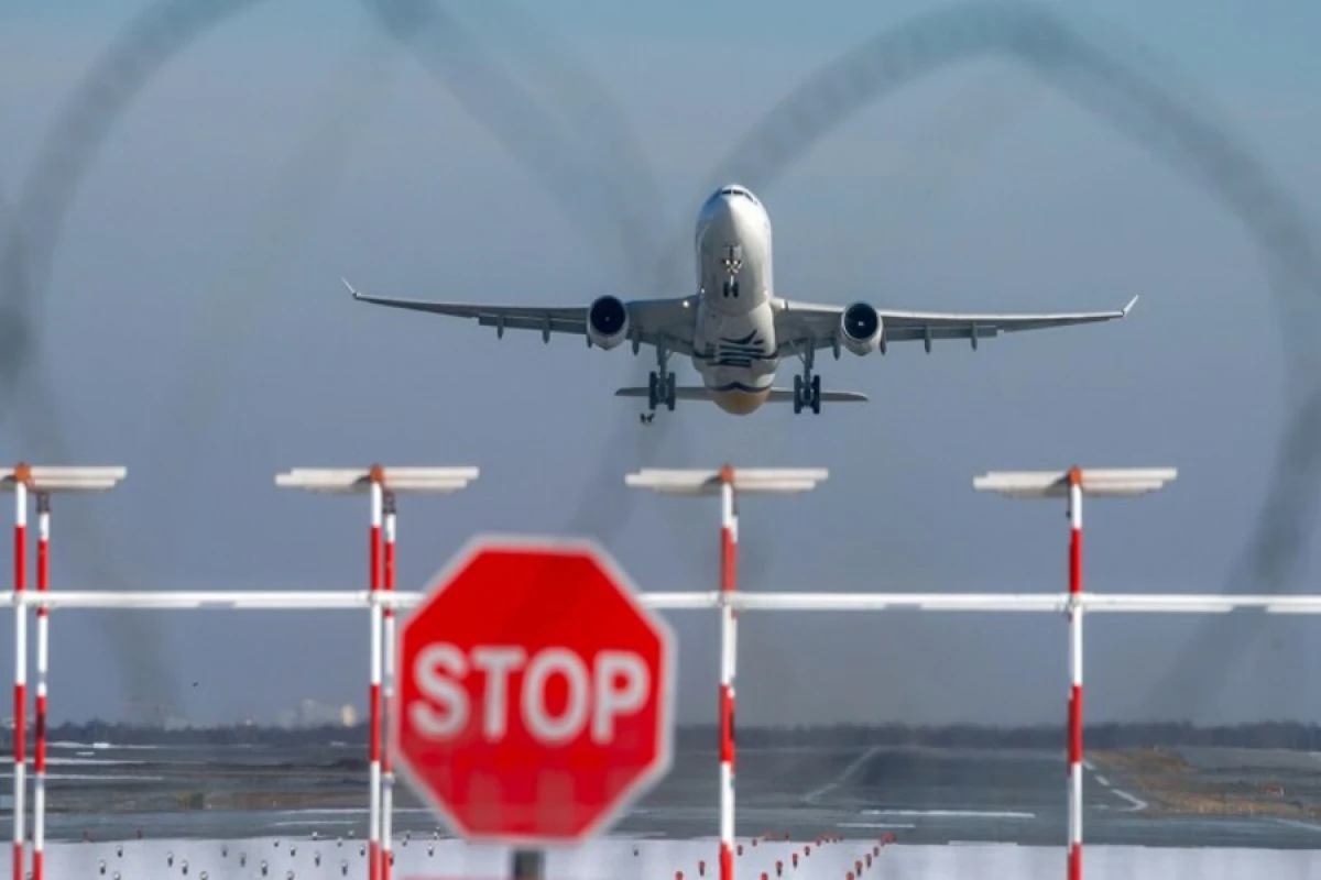 İraq hava məkanında [[uçuş qadağasını uzatdı]]