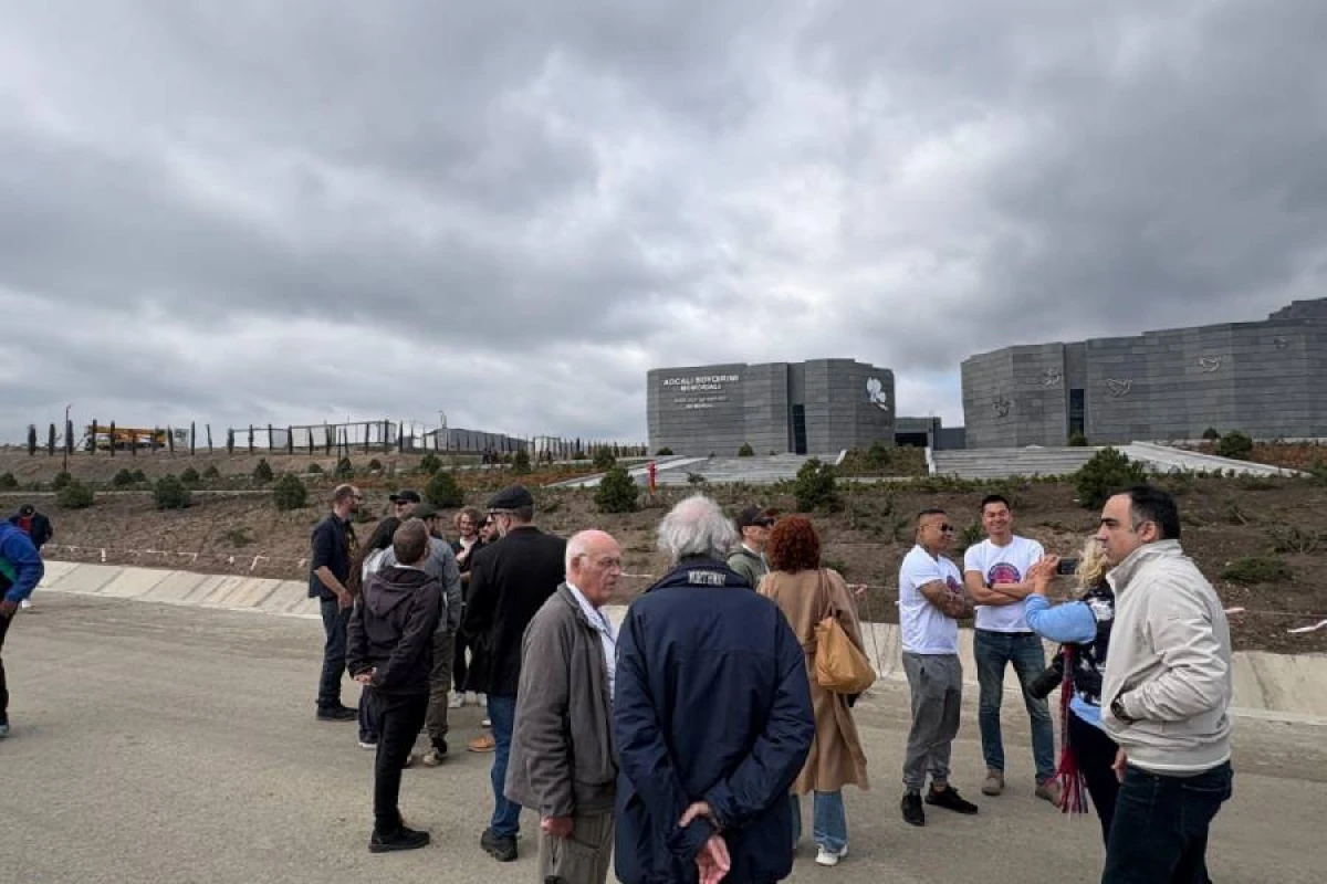 Beynəlxalq səyyahlar [[Xocalıya]] səfər etdilər