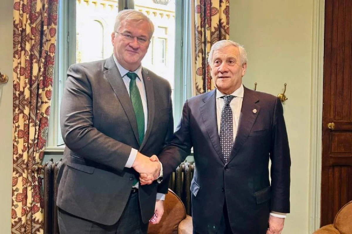 [[Ukrayna və İtaliyanın XİN başçıları]] Yaxın Şərqdəki vəziyyəti müzakirə etdilər