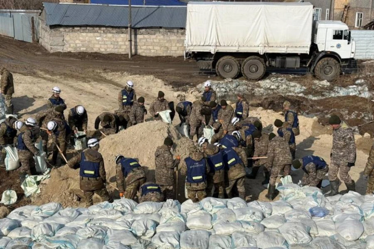 Qazaxıstanda [[FHN hərbçiləri]] daşqın təhlükəsinə qarşı tədbirlər görür