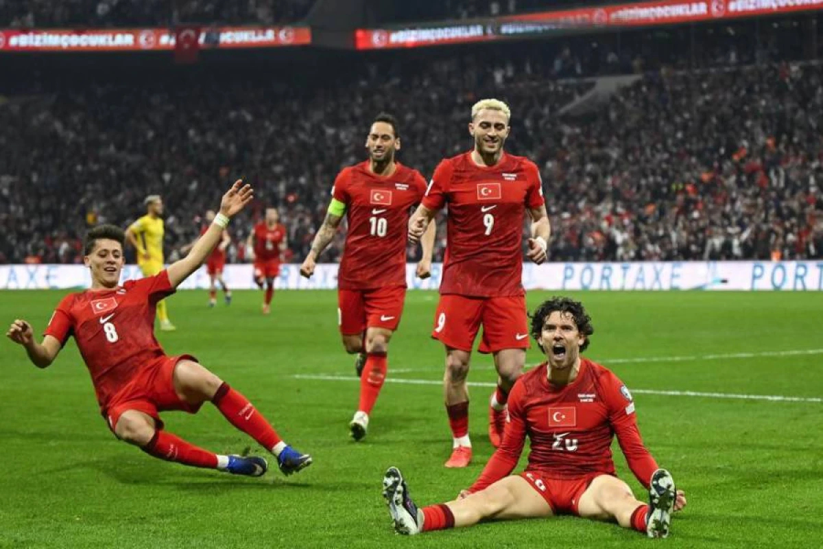 Türkiyə millisi [[Rumıniyanı məğlub edərək]] pley-off finalına vəsiqə qazandı