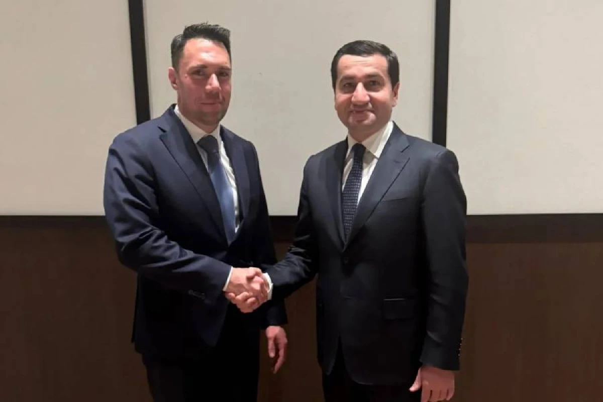 [[Hikmət Hacıyev:]] "Azərbaycanla Macarıstan arasındakı strateji tərəfdaşlıq uğurla inkişaf edir"