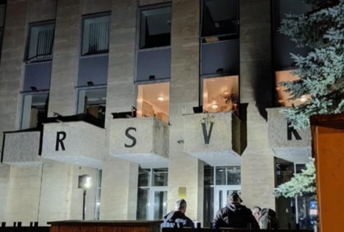 [[Praqada]] "Rus Evi"nə hücum edildi