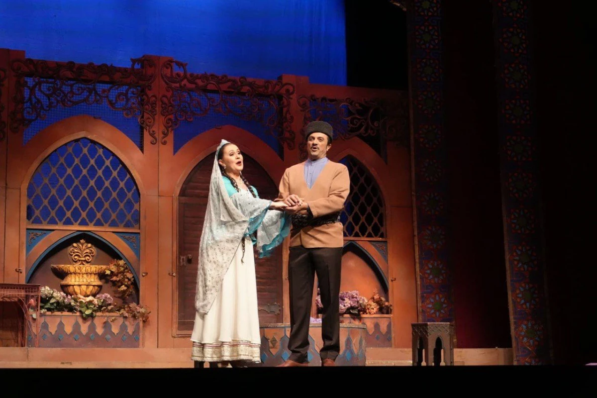 [[“Arşın mal alan”]] Ankarada nümayiş etdirildi