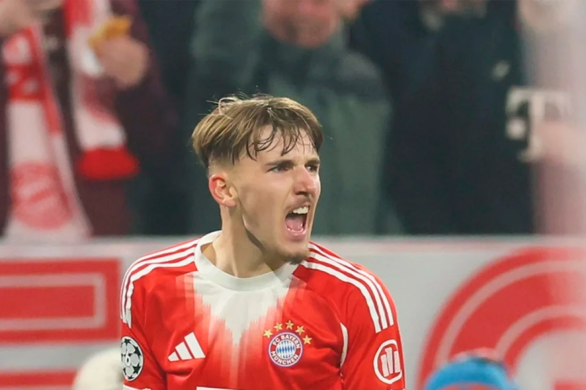 "Bavariya"nın [[18 yaşlı oyunçusu]] Almaniya millisində debüt etdi