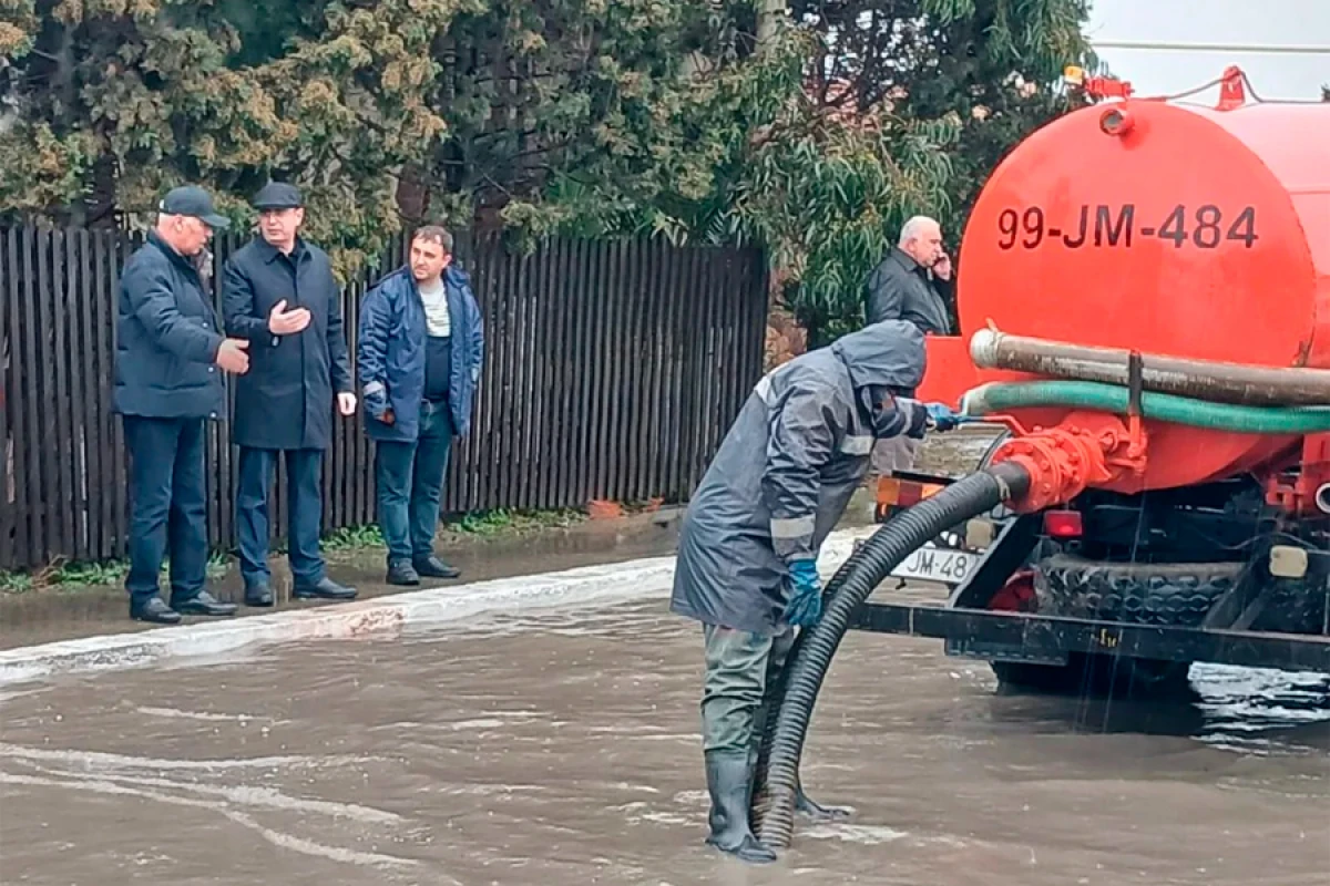 İcra başçıları qəza baş vermiş ərazilərdə [[- FOTO]]