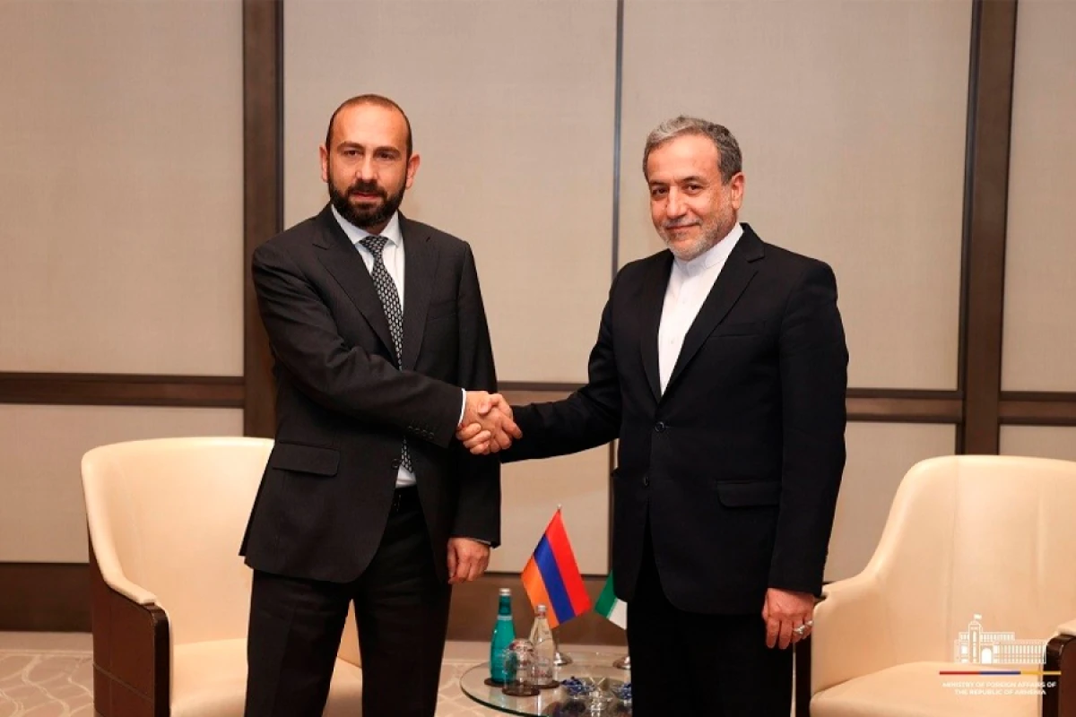 Ermənistan və İran [[XİN rəhbərləri telefon danışığı]] apardı