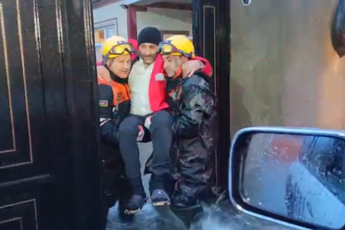 Su basmış ərazilərdən [[84 nəfər təxliyə edildi]]