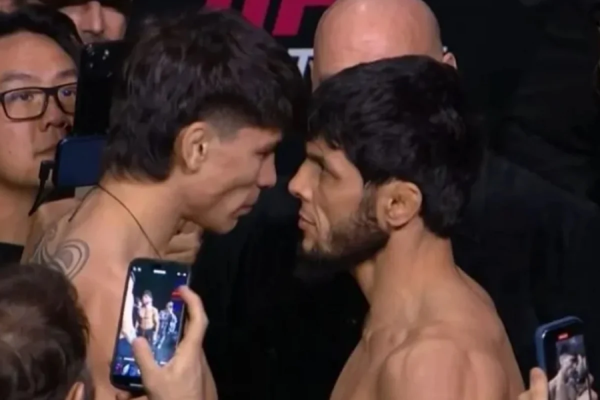 [[Tofiq Musayev]] UFC-də ilk qələbəsini qazandı