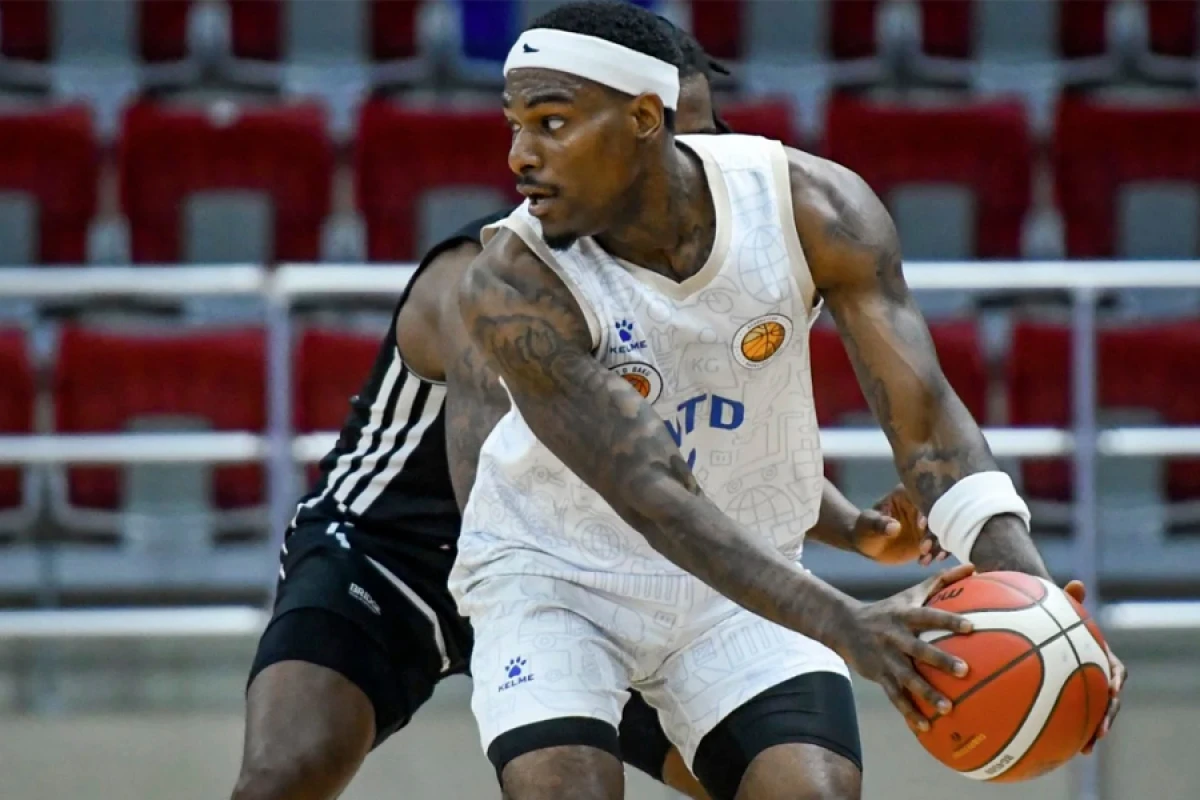 [[Kobi Montqomeri]] NTD komandasını tərk etdi