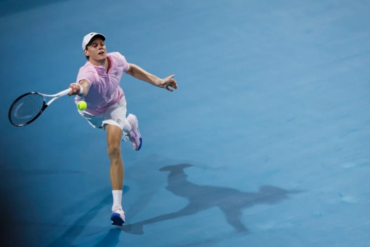 [[Əfsanələrlə eyni sırada:]] Sinnerdən unudulmaz performans!