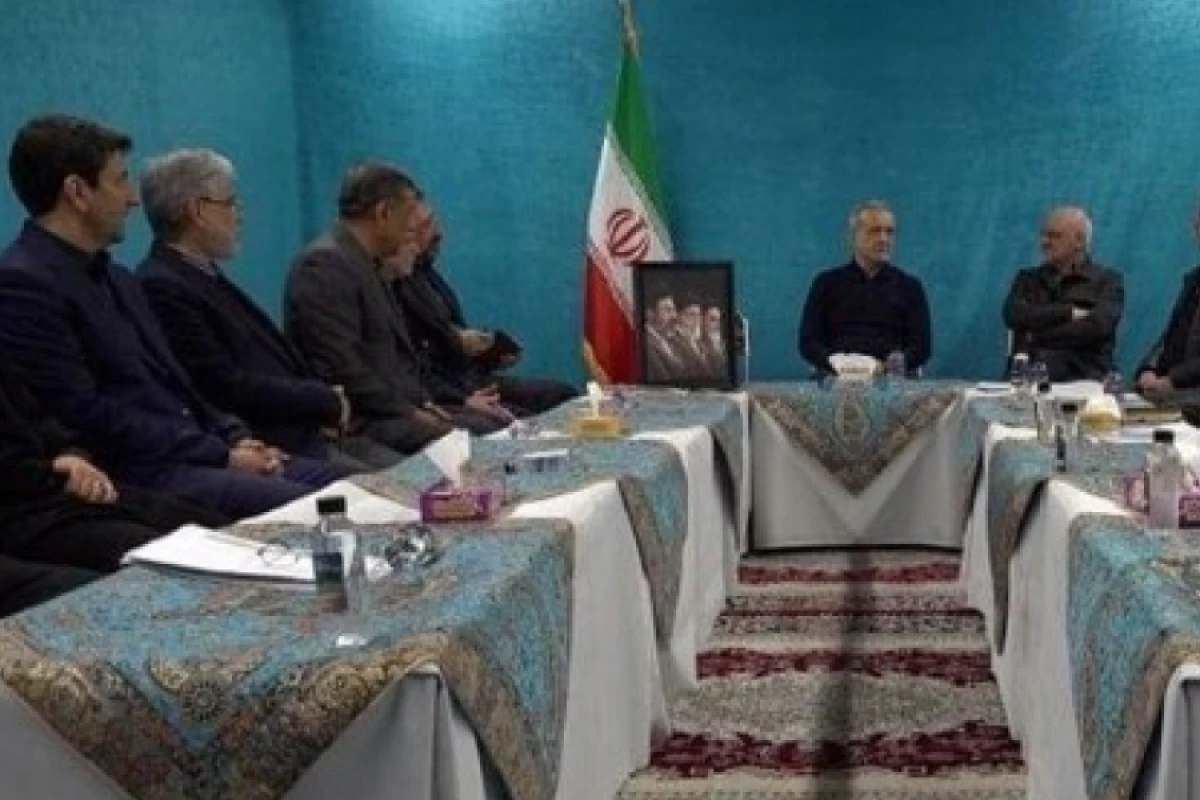 [[Pezeşkian]] çadır bunkerində ilk iclasını keçirdi